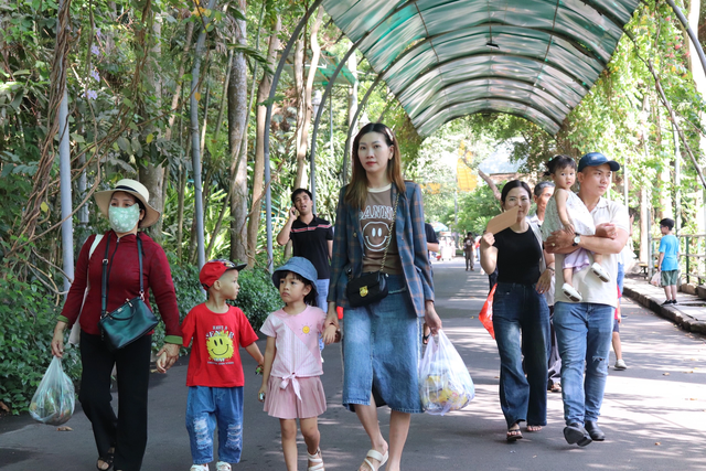 Chuy&ecirc;n gia n&oacute;i g&igrave; trước tranh luận c&oacute; n&ecirc;n nghỉ 9 ng&agrave;y dịp Giỗ tổ - 30.4?- Ảnh 1.