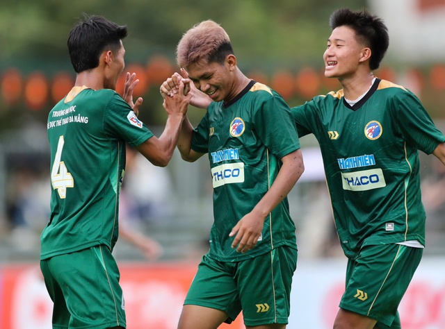 &Aacute; qu&acirc;n Trường ĐH TDTT Đ&agrave; Nẵng biến h&oacute;a t&agrave;i t&igrave;nh, quyết  chinh phục ng&ocirc;i vương- Ảnh 2.