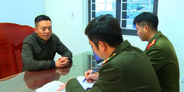 Khởi tố người l&agrave;m b&agrave;i thuốc 'Thảo dược đắp xương khớp Ho&agrave;ng Minh Đường' - Ảnh 1.