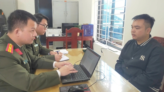 Khởi tố người l&agrave;m b&agrave;i thuốc 'Thảo dược đắp xương khớp Ho&agrave;ng Minh Đường' - Ảnh 2.