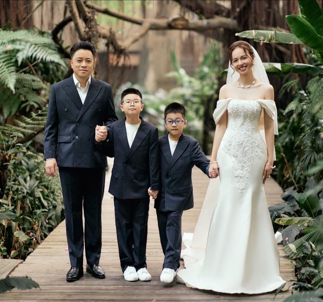 Đinh Ngọc Diệp tiết lộ h&ocirc;n nh&acirc;n với Victor Vũ sau 10 năm - Ảnh 2.