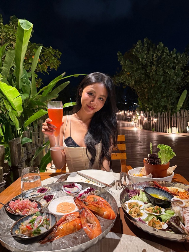 Văn Mai Hương sau phim &lsquo;Thỏ ơi&rsquo; của Trấn Th&agrave;nh - Ảnh 3.