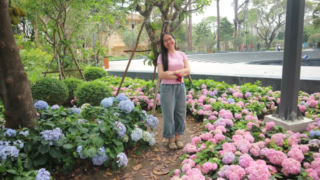 Vườn cẩm t&uacute; cầu 'view triệu đ&ocirc;' bất ngờ g&acirc;y sốt giữa trung t&acirc;m TP.HCM - Ảnh 6.