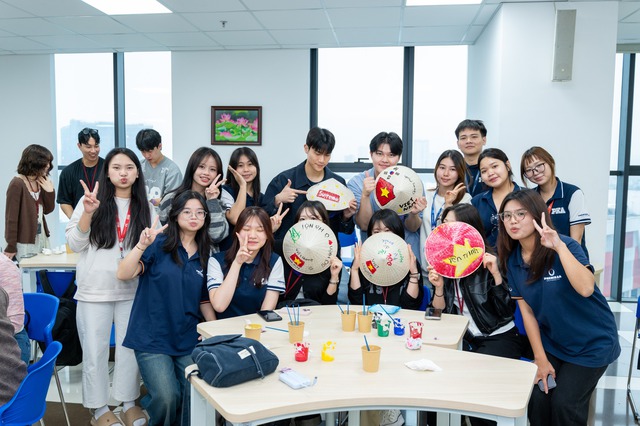 Th&aacute;o gỡ th&aacute;ch thức để ph&aacute;t triển gi&aacute;o dục xuy&ecirc;n quốc gia tại Việt Nam - Ảnh 1.