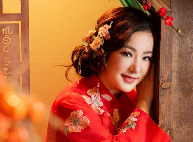 Th&uacute;y Nga tiết lộ cuộc sống ở Mỹ, trải l&ograve;ng chuyện &lsquo;mặc v&aacute;y cưới&rsquo; sau s&oacute;ng gi&oacute; - Ảnh 1.