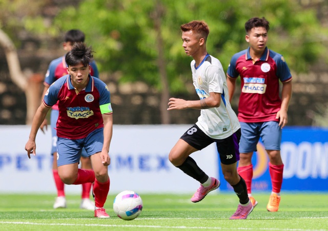  'Chung kết sớm' kịch tính - Ảnh 2.