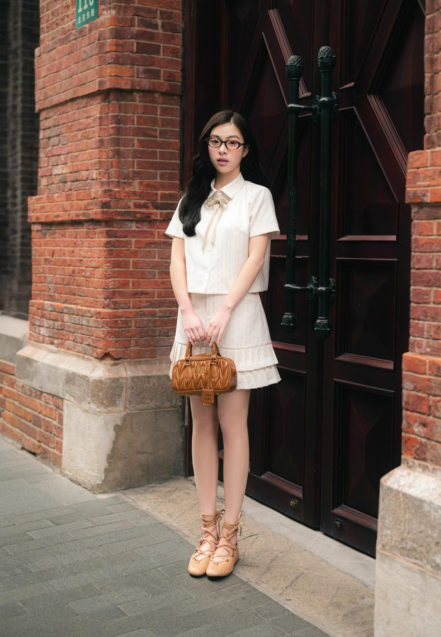 Phụ kiện đơn giản giúp nâng tầm khí chất cho các cô nàng văn phòng- Ảnh 5.