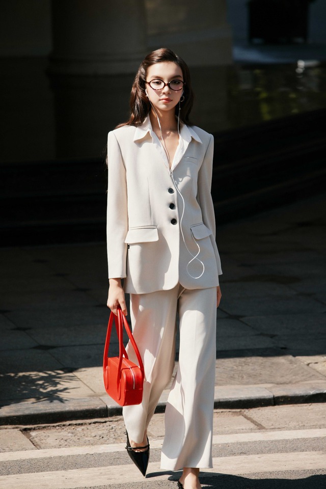 Phụ kiện đơn giản giúp nâng tầm khí chất cho các cô nàng văn phòng- Ảnh 6.