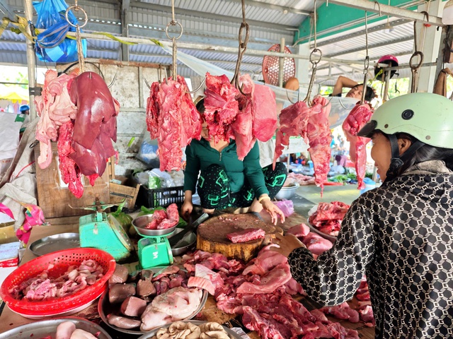 Gi&aacute; heo hơi h&ocirc;m nay 13.3.2026: Tiếp tục giảm nhẹ - Ảnh 1.