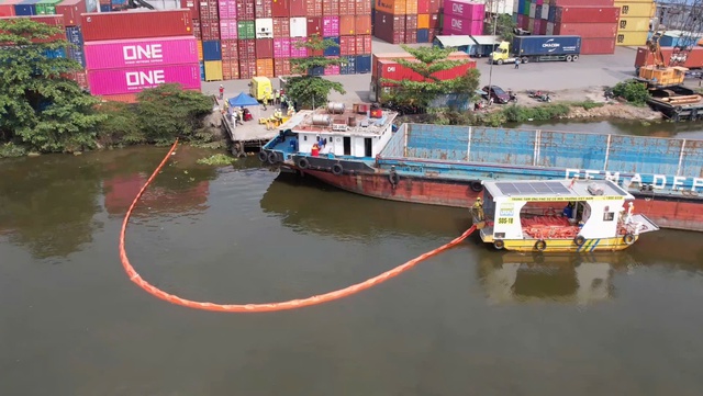 tr&agrave;n dầu - Ảnh 1.