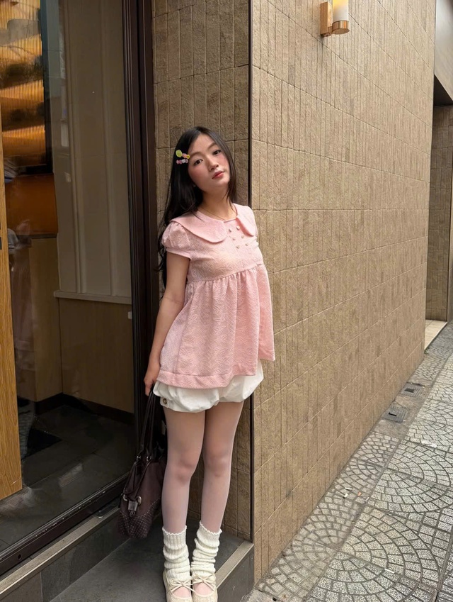 Áo babydoll, 'phù thủy' giấu dáng giúp nàng tự tin xuống phố- Ảnh 3. Áo babydoll, 'phù thủy' giấu dáng giúp nàng tự tin xuống phố- Ảnh 3.