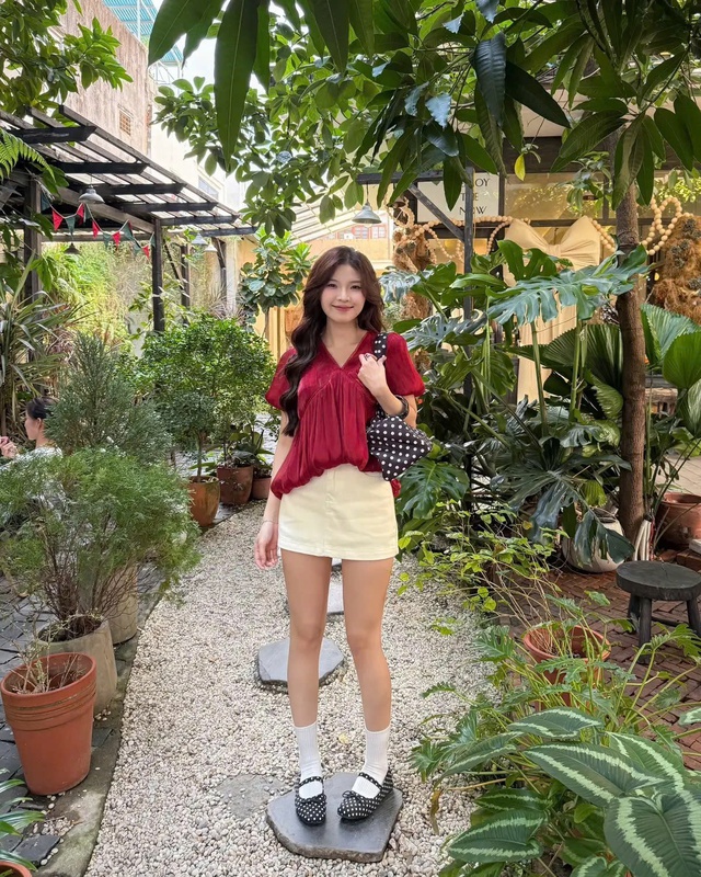 Áo babydoll, 'phù thủy' giấu dáng giúp nàng tự tin xuống phố- Ảnh 6. Áo babydoll, 'phù thủy' giấu dáng giúp nàng tự tin xuống phố- Ảnh 6.