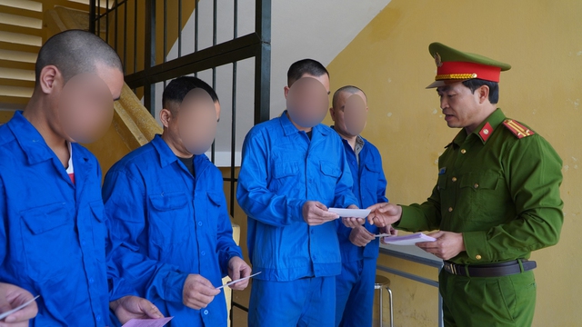 Điện Bi&ecirc;n: Hơn 900 người trong trại tạm giam, cơ sở cai nghiện tham gia bầu cử- Ảnh 1.