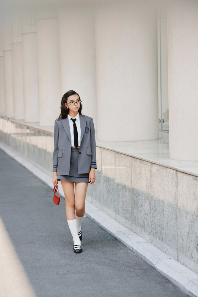 Phong cách preppy, từ học đường đến biểu tượng sang trọng của giới trẻ- Ảnh 7. Phong cách preppy, từ học đường đến biểu tượng sang trọng của giới trẻ- Ảnh 7.