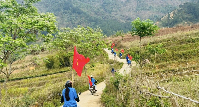 Đưa thông tin bầu cử về với bản làng vùng cao Lai Châu- Ảnh 5. Đưa thông tin bầu cử về với bản làng vùng cao Lai Châu - Ảnh 5.