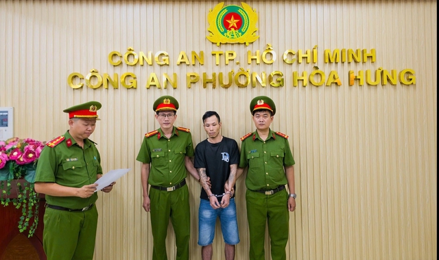 Công an TP.HCM tạm giữ nhân viên quán ốc sau vụ hành hung tài xế - Ảnh 1.