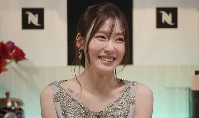 Tiffany (SNSD) h&eacute; lộ chuyện t&igrave;nh với chồng diễn vi&ecirc;n- Ảnh 1.