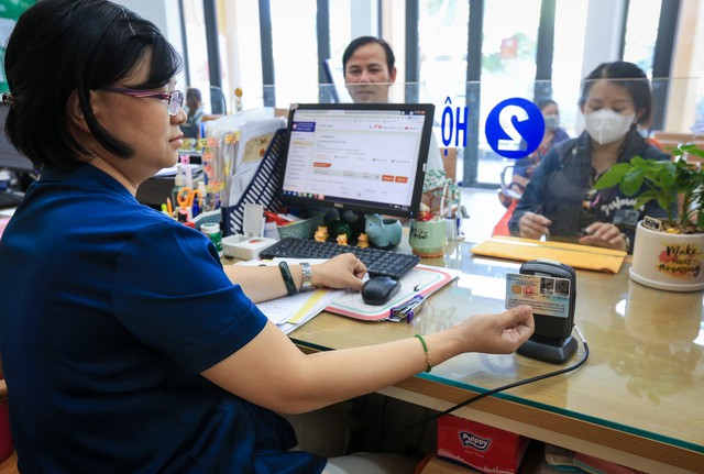 Bộ Nội vụ đề xuất c&aacute;ch t&iacute;nh mới về trợ cấp th&ocirc;i việc cho c&ocirc;ng chức - Ảnh 1.