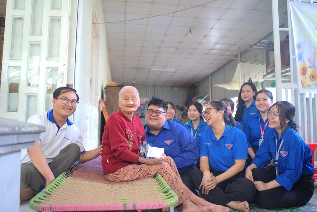 - Ảnh 2. - Ảnh 2.