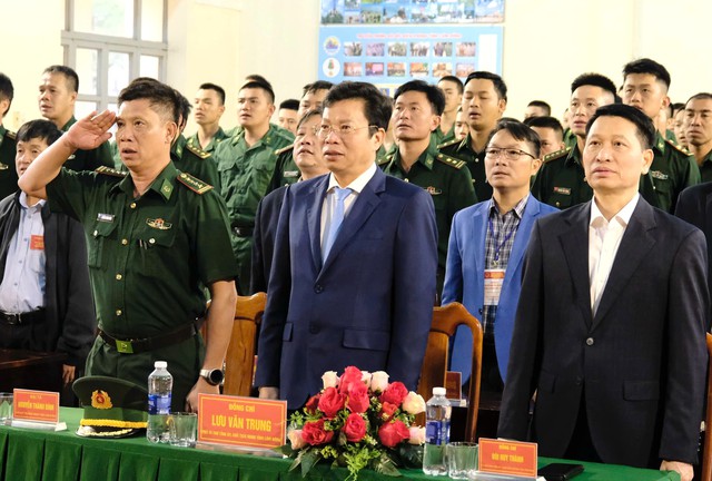  Lâm Đồng 5 khu vực bỏ phiếu sớm hơn ngày bầu cử toàn quốc- Ảnh 2.