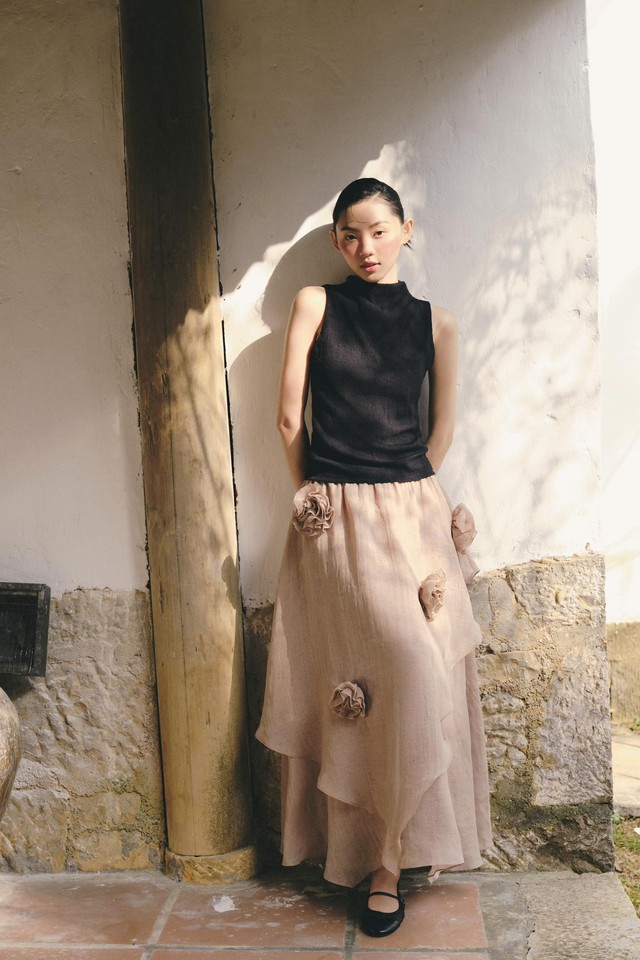 Bản phối váy dài và áo cách điệu trẻ trung - Ảnh 3.