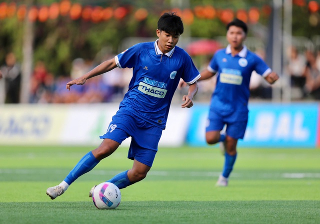 Phước 'Neymar' có bạn gái nhờ đá bóng hay- Ảnh 1. Phước 'Neymar' có bạn gái nhờ đá bóng hay- Ảnh 1.