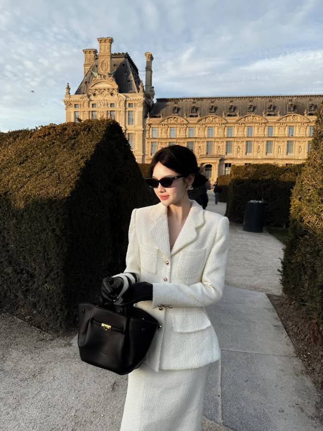 Chinh phục mọi ánh nhìn bằng nét thanh lịch từ túi da cổ điển- Ảnh 1.