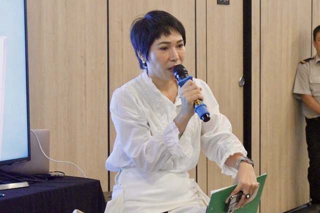 &ldquo;Để con được ốm&rdquo; sau 10 năm: Cha mẹ c&oacute; n&ecirc;n hỏi AI khi con bệnh?  - Ảnh 3.