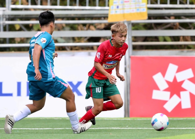 Ch&agrave;ng thủ qu&acirc;n &lsquo;nhỏ nhưng c&oacute; v&otilde;&rsquo;- Ảnh 1.