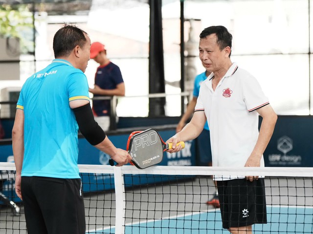 Diễn viên Huy Khánh hứa hẹn tỏa sáng tại giải pickleball đồng hành cùng VCK TNSV 2026- Ảnh 2. Diễn viên Huy Khánh hứa hẹn tỏa sáng tại giải pickleball đồng hành cùng VCK TNSV 2026- Ảnh 2.