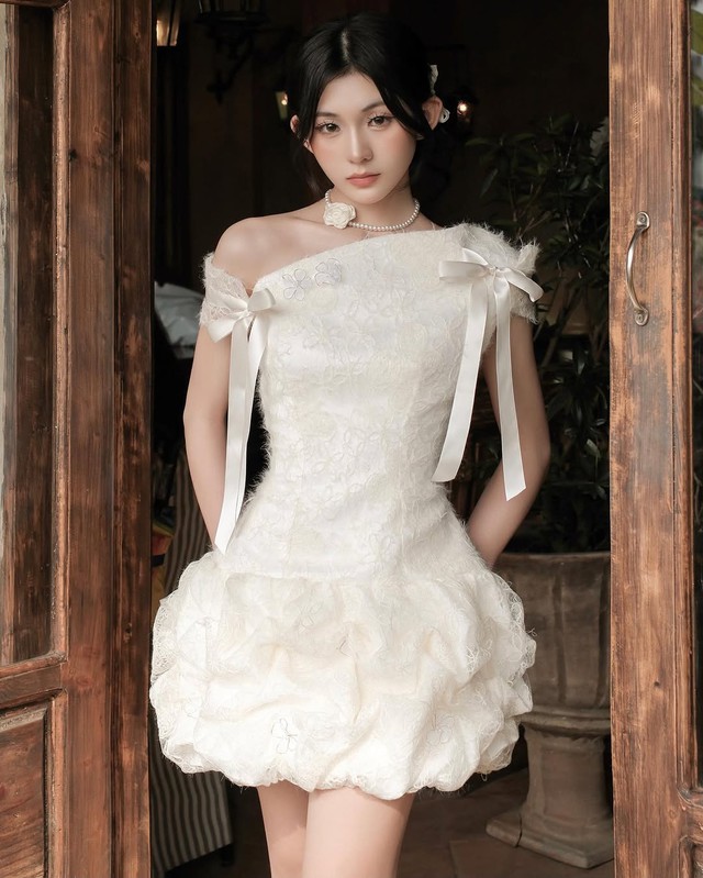 Nét điệu đà của phong cách coquette ‘soán ngôi’ thời trang cá tính- Ảnh 4.