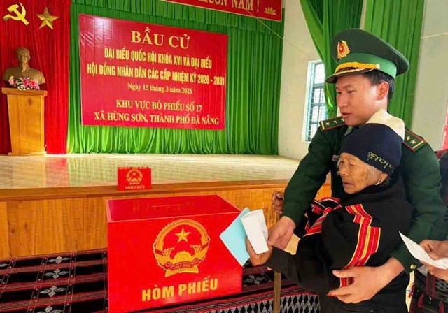 Ng&agrave;y hội bầu cử 2026: Cử tri n&ocirc; nức tham gia bầu cử tr&ecirc;n khắp cả nước - Ảnh 5.