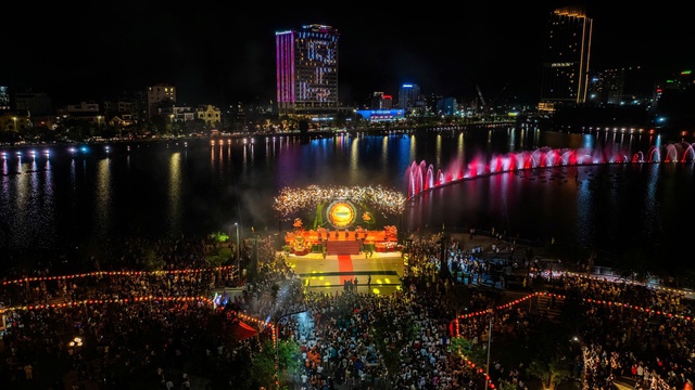 Từ b&agrave;i to&aacute;n gi&atilde;n d&acirc;n của H&agrave; Nội sang tương lai cửa ng&otilde; ph&iacute;a t&acirc;y TP.HCM- Ảnh 5.