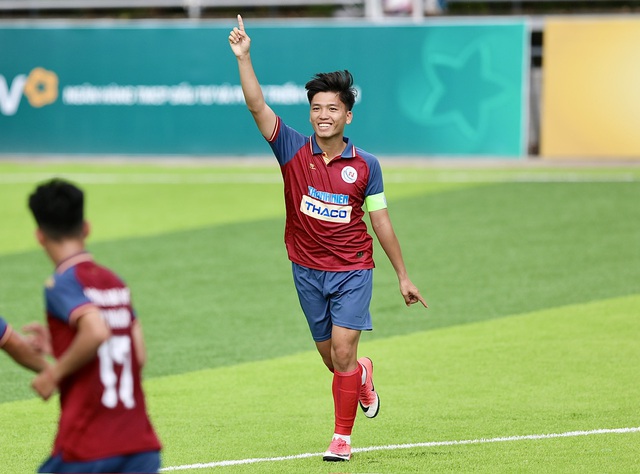 Trường ĐH Quy Nhơn vs Trường ĐH Công nghệ TP.HCM: Lách khe cửa hẹp! - Ảnh 2. Trường ĐH Quy Nhơn 0-0 Trường ĐH Công nghệ TP.HCM: Lách khe cửa hẹp! - Ảnh 2.