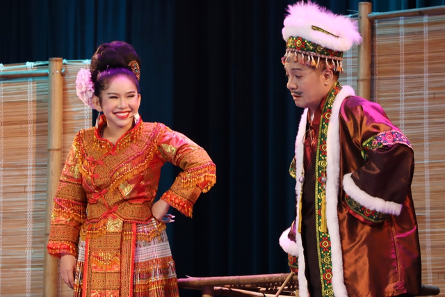 Bình Tinh: Ba nuôi Vũ Linh nói nếu hát nhép thì đừng hát- Ảnh 1. Bình Tinh: Ba nuôi Vũ Linh nói nếu hát nhép thì đừng hát- Ảnh 1.