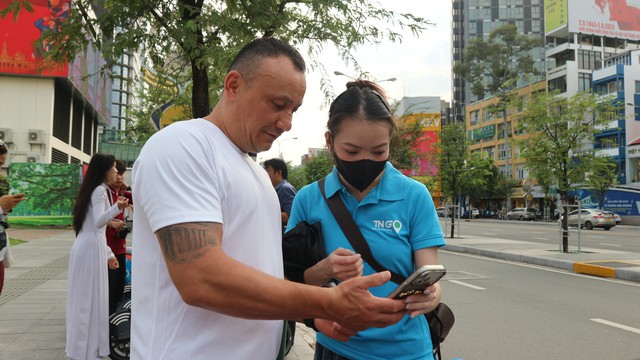 Xe đạp điện c&ocirc;ng cộng giữa trung t&acirc;m TP.HCM c&oacute; g&igrave; m&agrave; người d&acirc;n rủ nhau đi thử? - Ảnh 8.