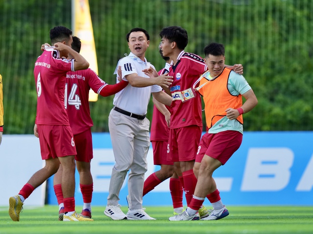 N&oacute;ng bỏng v&ograve;ng tứ kết giải TNSV THACO cup 2026: Đủ anh t&agrave;i 3 miền!- Ảnh 2.