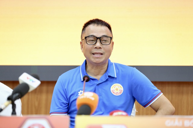 Tân HLV Trần Tiến Đại chấp nhận thua nhưng không đổ lỗi, HLV Huỳnh Đức tiết lộ 'sốc' về Tiến Linh- Ảnh 3. Tân HLV Trần Tiến Đại chấp nhận thua nhưng không đổ lỗi, HLV Huỳnh Đức tiết lộ 'sốc' về Tiến Linh- Ảnh 3.