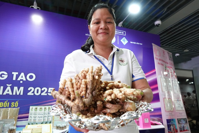 Khởi nghiệp từ nghệ trắng: Cô gái Khmer tạo dấu ấn với nhang sạch 2023 - Ảnh 1. Khởi nghiệp từ nghệ trắng: Cô gái Khmer tạo dấu ấn với nhang sạch 2023 - Ảnh 1.