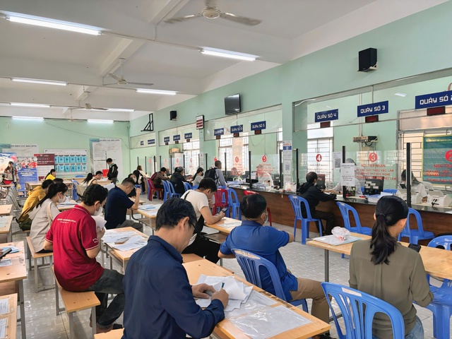 Đừng bỏ lỡ nhiều quyền lợi khi nhận bảo hiểm thất nghiệp - Ảnh 2.