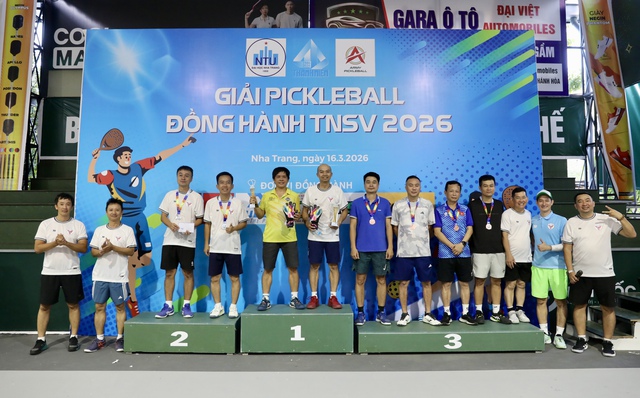 Giải pickleball thắt chặt tình cảm giữa những người cống hiến cho giải TNSV THACO cup 2026- Ảnh 1. Giải pickleball thắt chặt tình cảm giữa những người cống hiến cho giải TNSV THACO cup 2026- Ảnh 1.