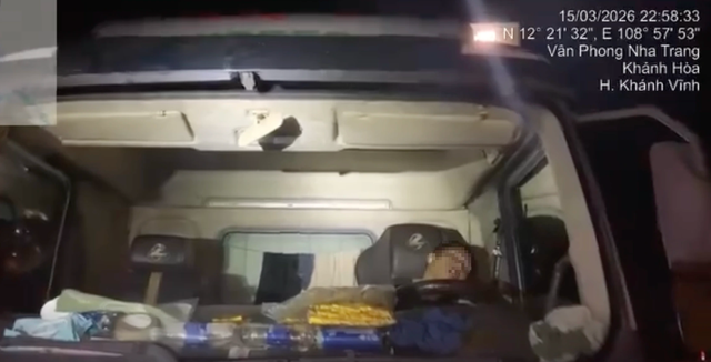 CSGT phạt nguội 60 xe dừng, đỗ sai quy định trên cao tốc TP.HCM - Vân Phong - Ảnh 1.