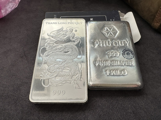 'S&oacute;ng thần' tr&ecirc;n thị trường v&agrave;ng bạc- Ảnh 3.