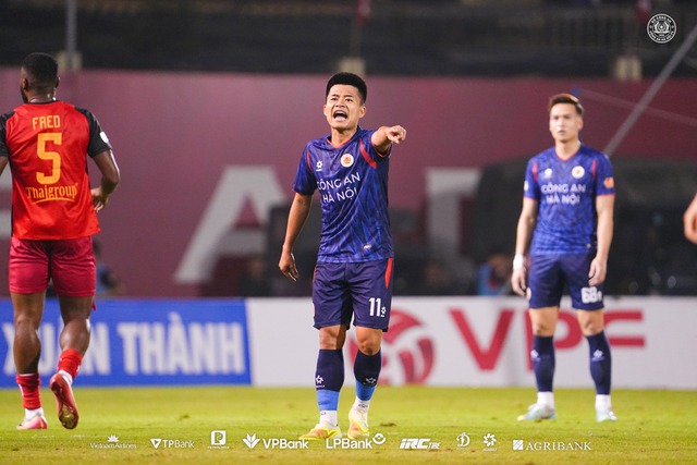 Đội tuyển Việt Nam sẽ cực hay bởi ông Kim đã tìm thấy ‘vàng’, sẵn sàng đương đầu Malaysia
- Ảnh 2. Đội tuyển Việt Nam sẽ cực hay bởi ông Kim đã tìm thấy ‘vàng’, sẵn sàng đương đầu Malaysia
- Ảnh 2.