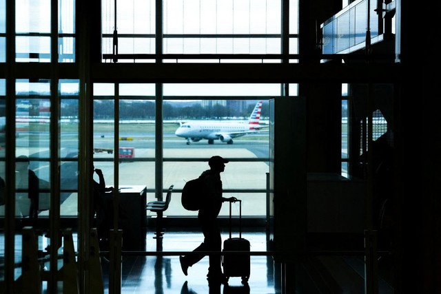 Mỹ nâng cấp cảnh báo đi lại vì mối đe dọa từ Iran trong năm 2026 - Ảnh 1. Mỹ nâng cấp cảnh báo đi lại vì mối đe dọa từ Iran trong năm 2026 - Ảnh 1.