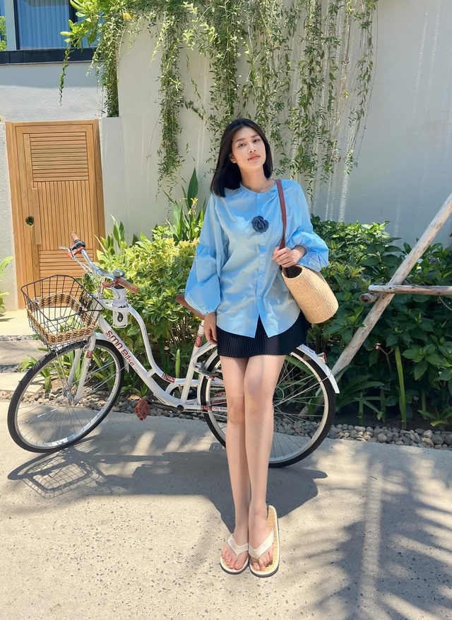 Giày, dép xỏ ngón mang đến sự thoải mái cho những ngày hè- Ảnh 1.