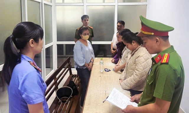 Tham gia mua bán hóa đơn khống hơn 8,9 tỉ đồng, giám đốc xăng dầu bị bắt- Ảnh 1.