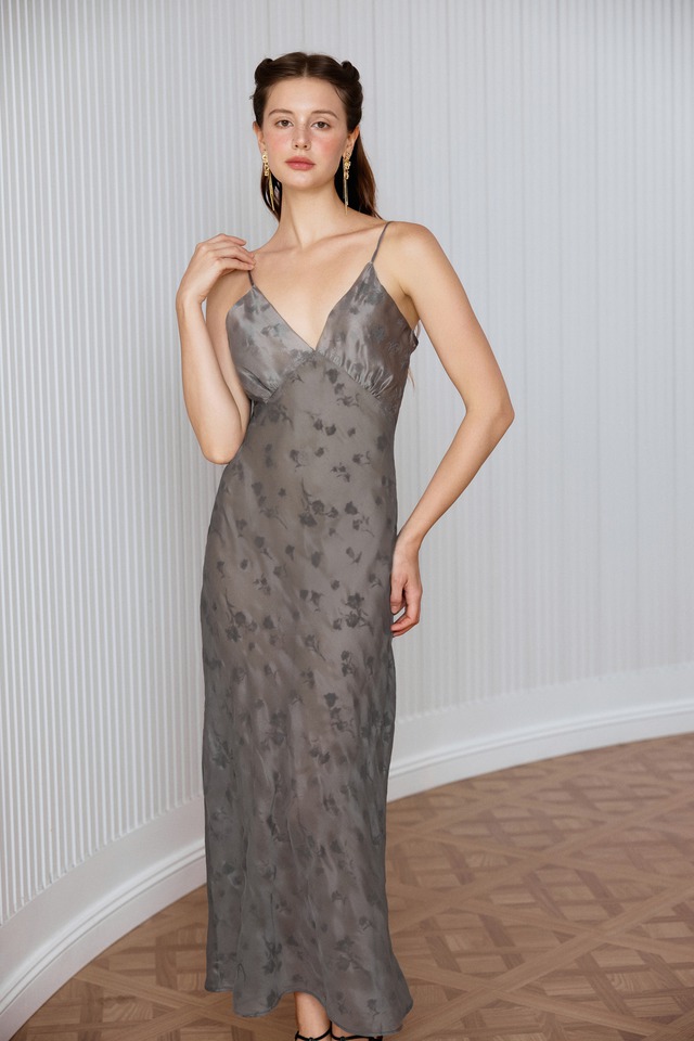 Tỏa sáng trong chuyến đi biển mùa hè cùng váy maxi - Ảnh 8.