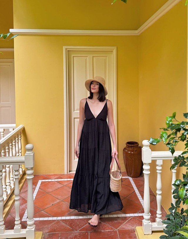 Tỏa sáng trong chuyến đi biển mùa hè cùng váy maxi - Ảnh 7.