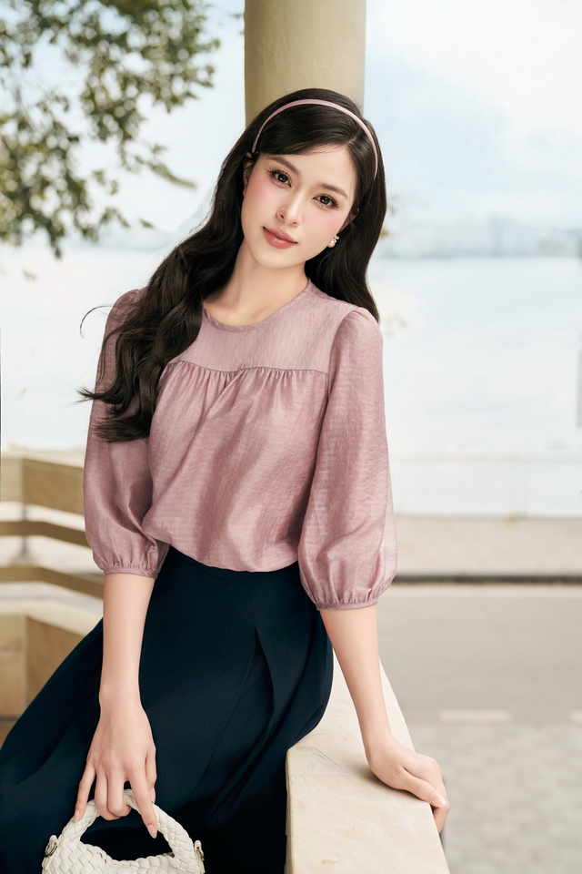 Lắng nghe giai điệu dịu dàng ngày nắng với áo ngắn tay- Ảnh 3.